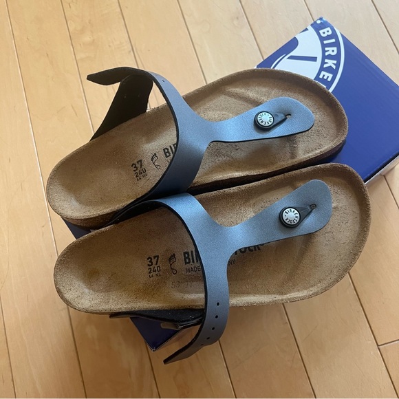 Birkenstock Gizeh Sandals NWT - Picture 2 of 6